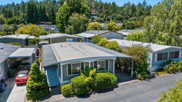 444 Whispering Pines, Scotts Valley CA: https://media.crmls.org/mediaz/21cc13dd-6b32-4434-a2a2-5b42717115c1.jpg