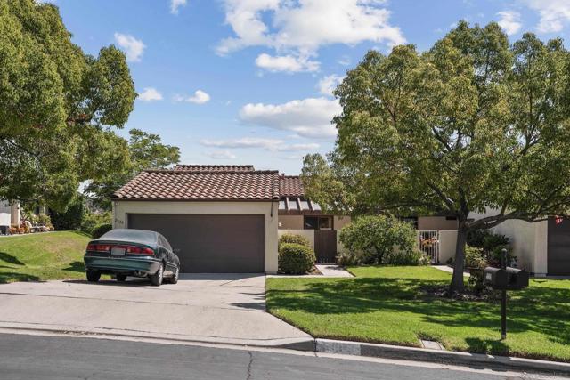 2020 Billy Gln, Escondido CA: https://media.crmls.org/mediaz/21cce8d8-77dc-4ac7-8843-8e493fb60749.jpg