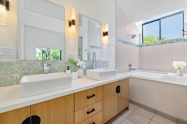 366 Sierra Vista Avenue, Mountain View CA: https://media.crmls.org/mediaz/21cd15d0-f554-45e1-87fa-3b4a75676766.jpg