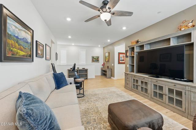 1894 Malalenca Road, Santa Paula CA: https://media.crmls.org/mediaz/21cd3373-5488-4395-ad8d-cebac1a78b44.jpg