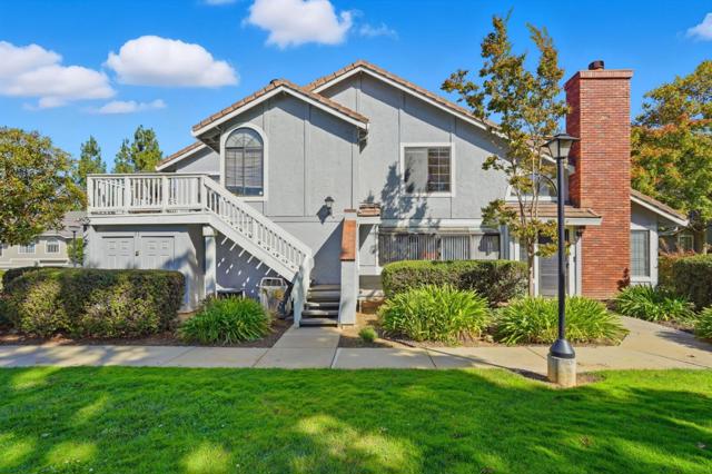 2512 Yerba Hills Court, San Jose CA: https://media.crmls.org/mediaz/21cd4de8-d142-49c1-8320-a2acf7f53d1f.jpg
