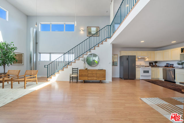 326 Welcome Street, Los Angeles CA: https://media.crmls.org/mediaz/21cd9b23-e143-486f-b4f5-109bb6da6c64.jpg