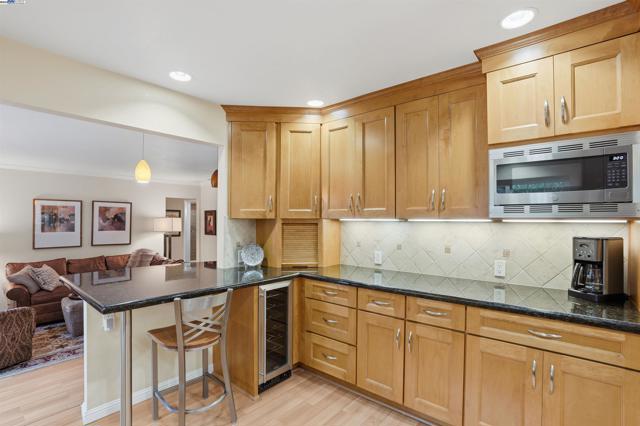 7653 Turquoise St, Dublin CA: https://media.crmls.org/mediaz/21ce051b-87ea-44a0-b608-8fd98bed0ff7.jpg