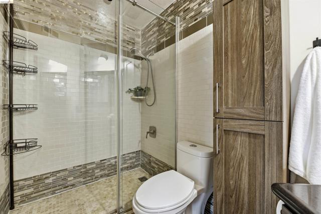 Image 13 of 38 For 535 Pierce 5203