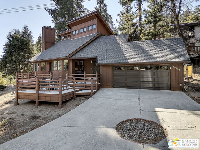 25181 Gail Drive, Idyllwild CA: https://media.crmls.org/mediaz/21cf01ab-8db5-4122-acf1-a8f65fdef3f1.jpg