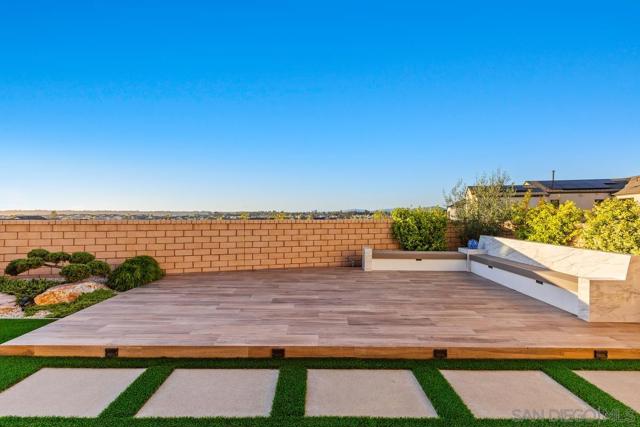 Image 37 of 43 For 6418 Fischer Way