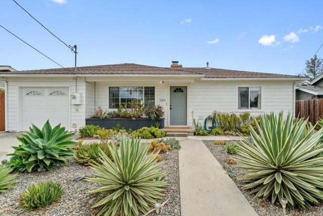 3080 Eleanor Way, Santa Cruz CA: https://media.crmls.org/mediaz/21cfcf7a-3d13-40ae-8076-c940b4003823.jpg