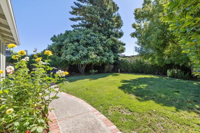 1050 Boranda Avenue, Mountain View CA: https://media.crmls.org/mediaz/21d167a8-c2c4-42fe-8afe-8fc68e2990ee.jpg