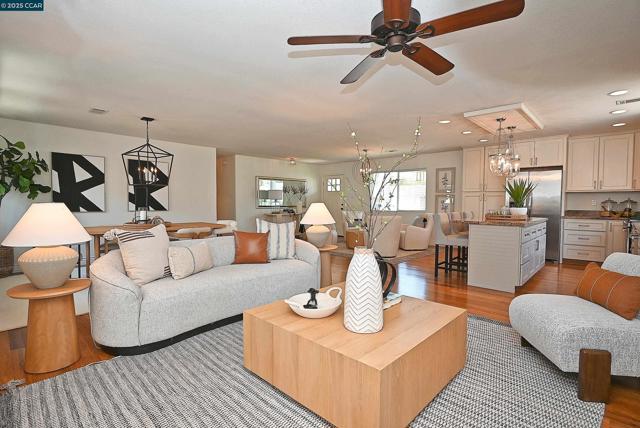 1250 Saint Louis Drive, Concord CA: https://media.crmls.org/mediaz/21d2a019-4abf-490c-a03c-2388ec790439.jpg