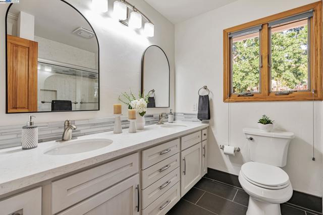 324 Merrilee Place, Danville CA: https://media.crmls.org/mediaz/21d376c9-ffdc-4365-940c-f243a6d69210.jpg