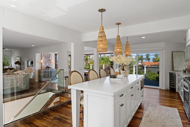 Image 7 of 45 For 8412 La Jolla Shores Dr