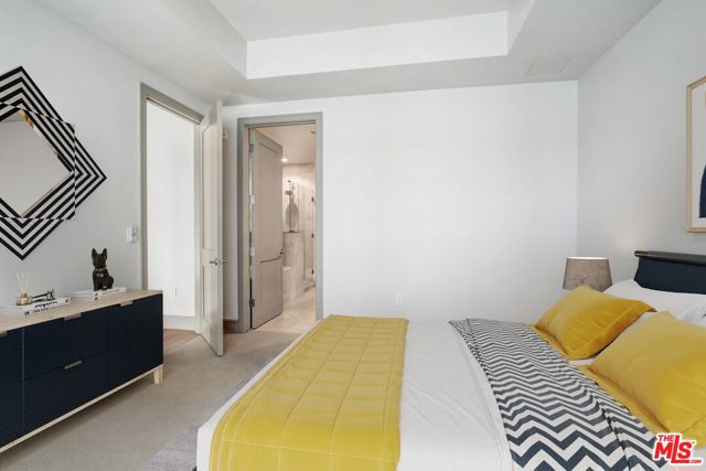 10700 Wilshire Boulevard, Los Angeles CA: https://media.crmls.org/mediaz/21d519d8-b7c6-44b6-a2fe-276eb873be3d.jpg