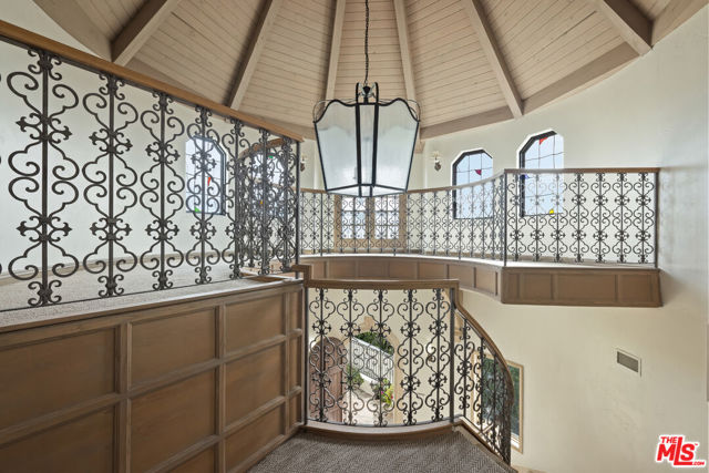 Drew Fenton | 1041 Somera Road Los Angeles CA | MLS: 7410994 Drew Fenton | 1041 Somera Road Los Angeles CA | MLS: 7410994