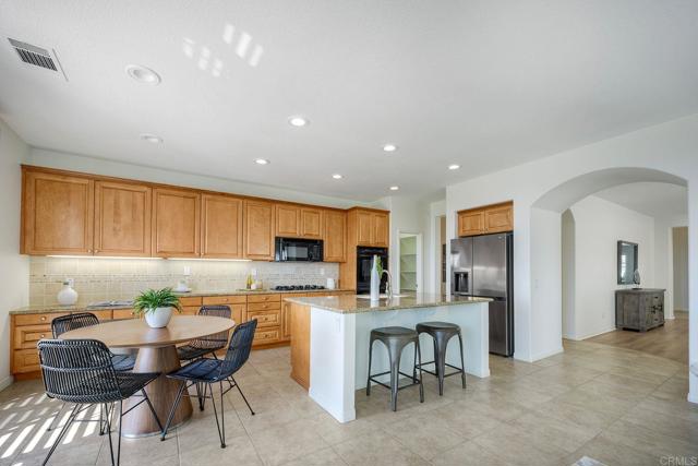 Detail Gallery Image 21 of 44 For 1535 Maritime Dr, Carlsbad,  CA 92011 - 4 Beds | 2 Baths