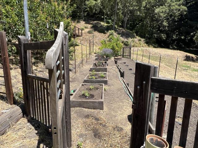 Image 43 of 58 For 1560 Tindall Ranch Road