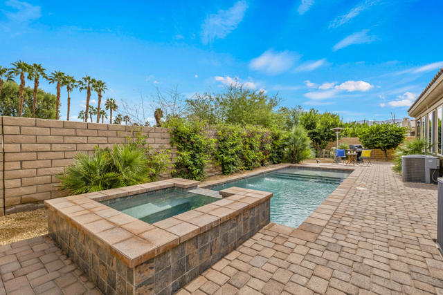 57816 Barristo Circle, La Quinta CA: https://media.crmls.org/mediaz/21d62edb-d70c-4dcc-9a96-b77fc14a008d.jpg