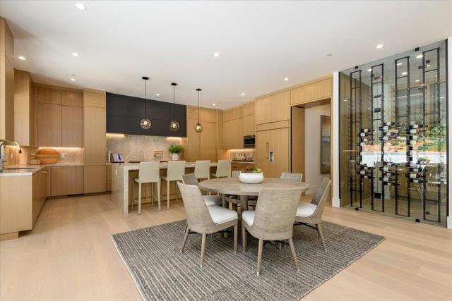 1025 Continental Drive, Menlo Park CA: https://media.crmls.org/mediaz/21d70907-c2e8-4903-ae00-717f1b625a5d.jpg