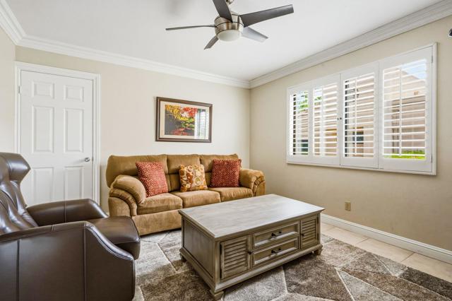76761 Chrysanthemum Way, Palm Desert, CA 92211