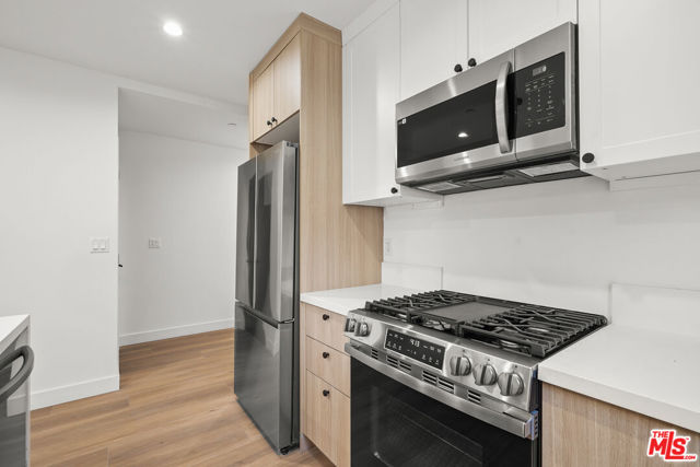 1331 N June Street, Los Angeles CA: https://media.crmls.org/mediaz/21d9270b-3d57-47ef-b1c7-cd2ff4bfadc8.jpg