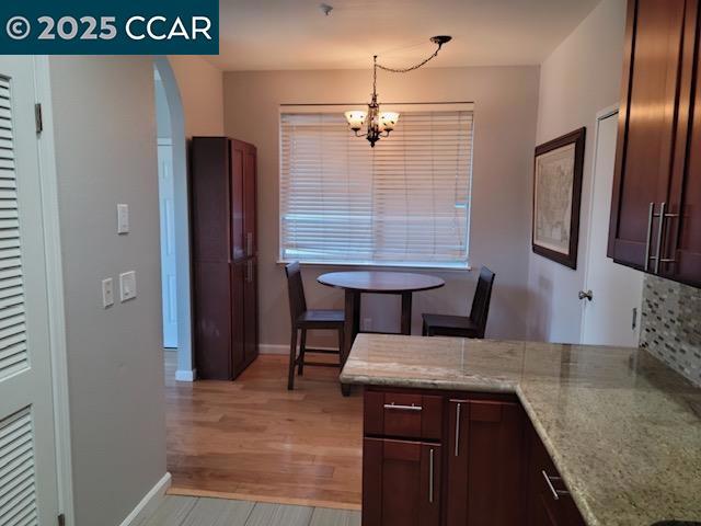 473 Cork Harbour Cir, Redwood City CA: https://media.crmls.org/mediaz/21da7ed8-25a8-40c7-a3f0-d38e6847b7c6.jpg