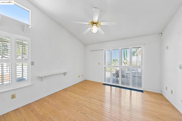 5213 Walker Ct, Antioch CA: https://media.crmls.org/mediaz/21db9ebe-5b3a-43cf-9ce4-d7ddc4bcdbc4.jpg