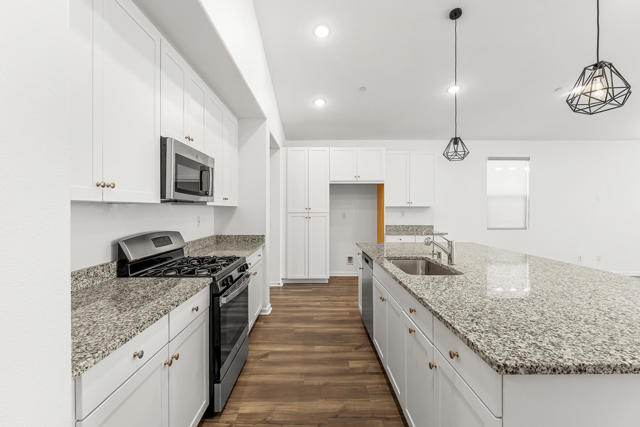 84151 Novello Drive, Indio CA: https://media.crmls.org/mediaz/21dbbc7e-1c37-484a-8451-e1592b6d431f.jpg