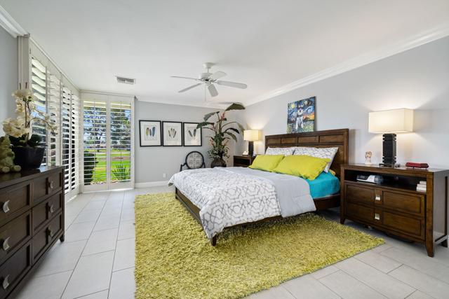 5 Seton Court, Rancho Mirage CA: https://media.crmls.org/mediaz/21dbda1f-a994-4e12-b762-7c7f8c1621d5.jpg