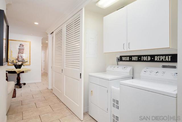 105 Antigua Ct, Coronado CA: https://media.crmls.org/mediaz/21dbec96-be4e-4fac-982d-b893344676cf.jpg