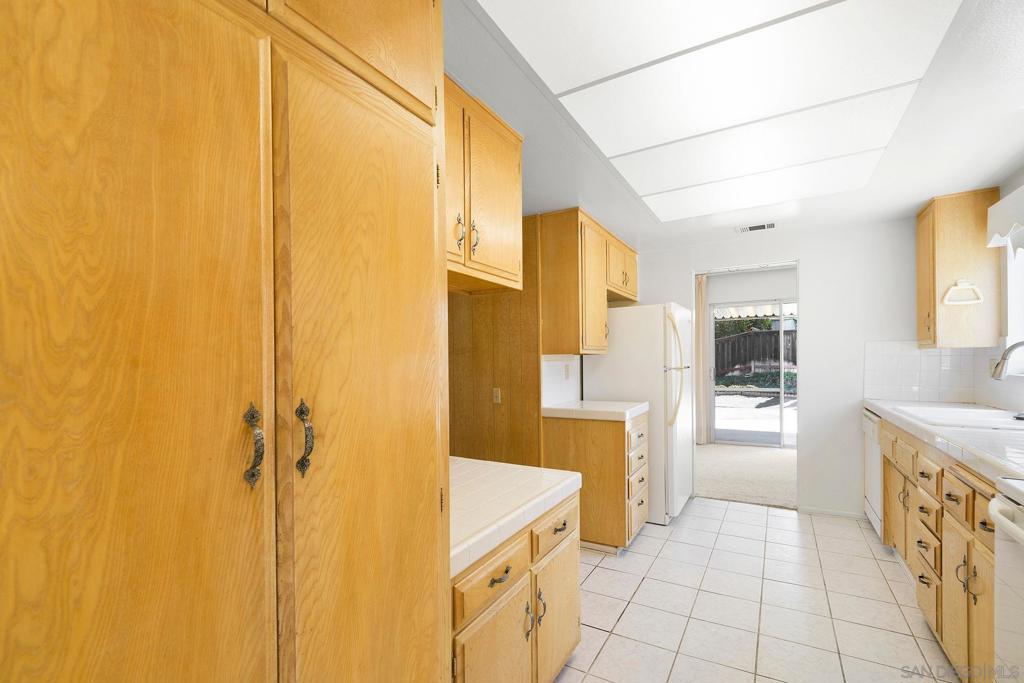 16371 Bernardo Oaks Dr - photo 12