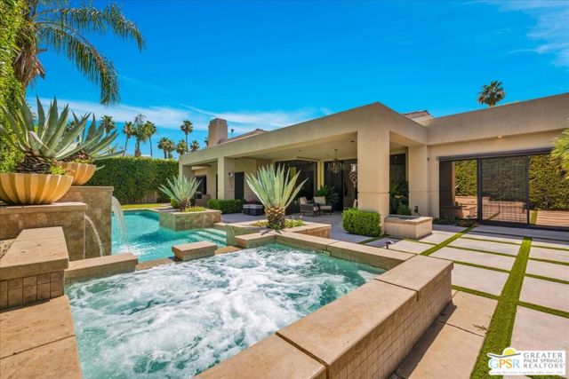 39700 Keenan Drive, Rancho Mirage CA: https://media.crmls.org/mediaz/21dc5138-bead-4acb-a48c-a14e021fec35.jpg