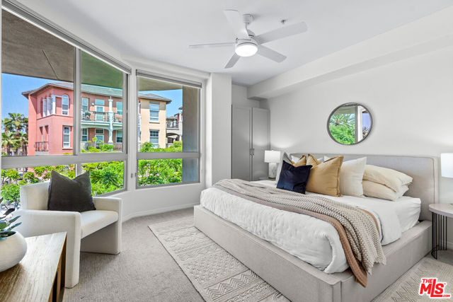 13044 Pacific, Playa Vista CA: https://media.crmls.org/mediaz/21dcf7df-ef67-4f66-a985-e99be3a823cc.jpg