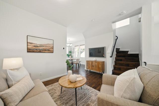 135 Frederick Court, Mountain View CA: https://media.crmls.org/mediaz/21df439c-fdf2-47f4-905c-6993707cc72b.jpg