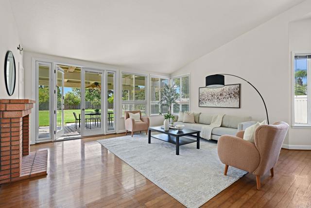 Detail Gallery Image 10 of 48 For 5837 Ranch View Rd, Oceanside,  CA 92057 - 4 Beds | 2/1 Baths