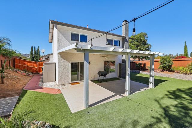 Detail Gallery Image 31 of 34 For 1110 Gaucho Pl, Escondido,  CA 92029 - 3 Beds | 2/1 Baths