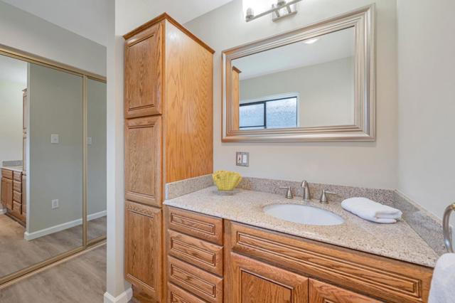 828 Hawthorne Way, Millbrae CA: https://media.crmls.org/mediaz/21e1d5ad-29b7-460e-bd2b-dce5372ff4cb.jpg