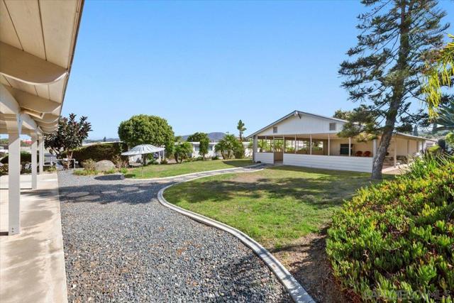 809 Discovery St, San Marcos CA: https://media.crmls.org/mediaz/21e1da7a-bc15-4e8e-9393-78ab8884b888.jpg
