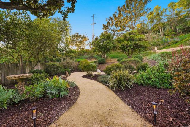 Detail Gallery Image 46 of 69 For 323 Glencrest Dr, Solana Beach,  CA 92075 - 3 Beds | 2 Baths