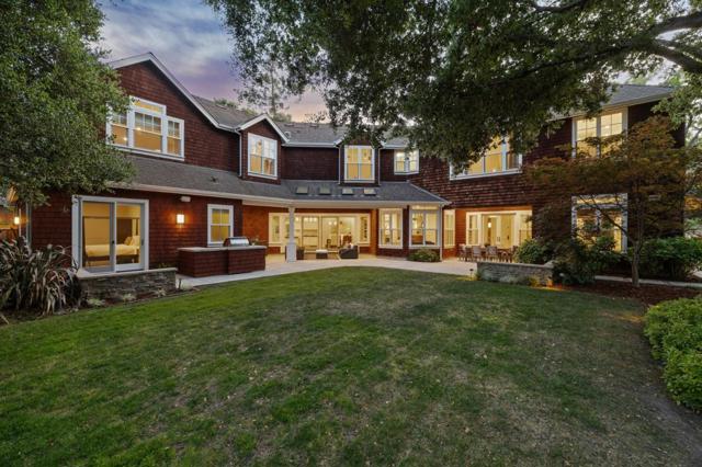 520 Berkeley Avenue, Menlo Park CA: https://media.crmls.org/mediaz/21e322cb-7134-4747-b103-6afbf2be9121.jpg