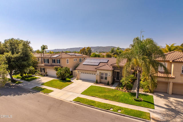5091 Via Fresco, Camarillo CA: https://media.crmls.org/mediaz/21e33d39-c8e5-464a-86ab-d26a115f3ab1.jpg