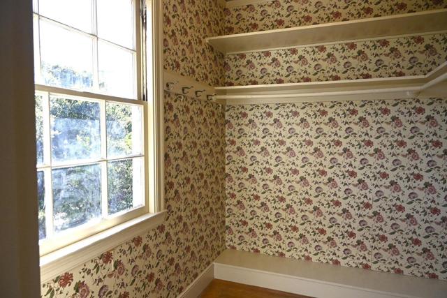 1920 Oak Knoll Drive, Belmont CA: https://media.crmls.org/mediaz/21e33e26-1d79-4384-8249-82486b01db9f.jpg