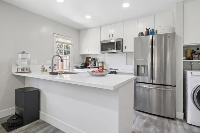 193 Roxbury Street, Santa Clara CA: https://media.crmls.org/mediaz/21e39d76-951a-492a-9d19-079ffae77705.jpg