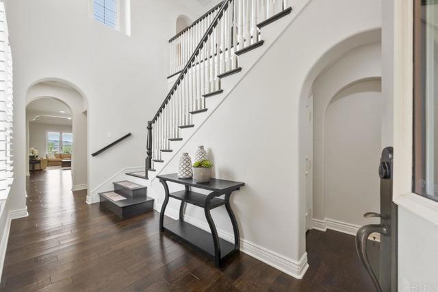 8548 Kristen View Court, San Diego CA: https://media.crmls.org/mediaz/21e47026-7d46-4274-b6ee-9fa4204878ab.jpg