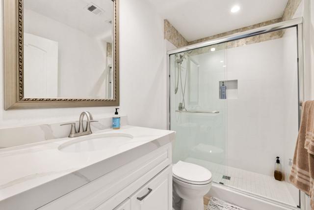 130 Willow Lake Drive, Palm Desert, CA 92260