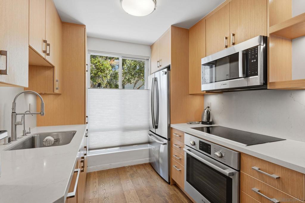 1663 Guy St - photo 4