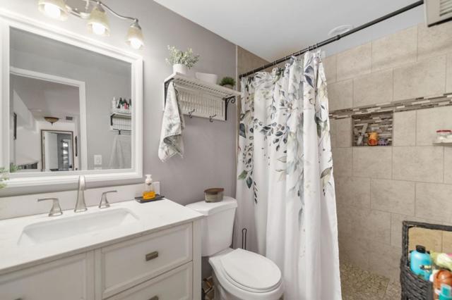 2280 Zoria Circle, San Jose CA: https://media.crmls.org/mediaz/21e56a5a-fea7-4218-9ae4-2161f9e5fbc9.jpg