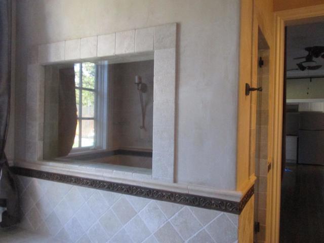 8950 Rancho Hills Drive, Gilroy CA: https://media.crmls.org/mediaz/21e57d5a-5965-4d22-ba3a-4e85f8787583.jpg