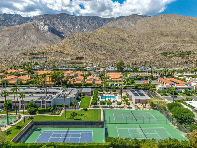 2696 S Sierra Madre, Palm Springs CA: https://media.crmls.org/mediaz/21e6036f-3698-4ef1-b353-11becfbcebd3.jpg
