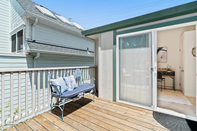 407 Seabright Avenue, Santa Cruz CA: https://media.crmls.org/mediaz/21e66d6d-1e5e-40f6-a261-39faa81e46a1.jpg