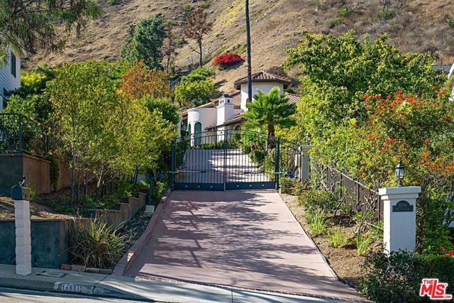 Drew Fenton | 16581 Via Floresta Pacific Palisades CA | MLS: 7445557 Drew Fenton | 16581 Via Floresta Pacific Palisades CA | MLS: 7445557