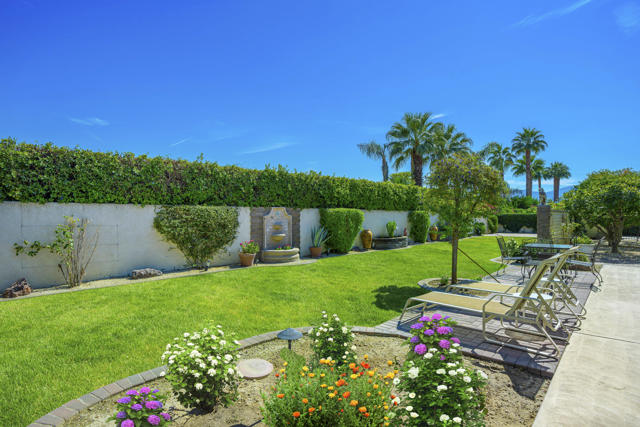 66 Dartmouth Drive, Rancho Mirage CA: https://media.crmls.org/mediaz/21e9a081-8fd4-4044-965c-9bae97cf9a36.jpg